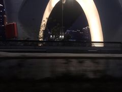 -红土地(地铁站)