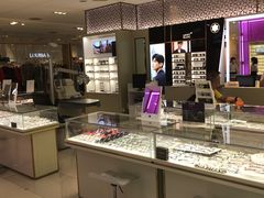 -宝岛眼镜(群光广场店)