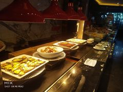 -岷山饭店-芝芝自助餐厅