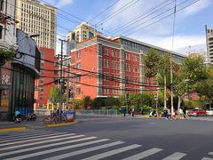 -上海市惠民中学