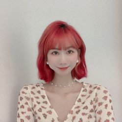 -BULB STUDIO 巴柏明星发型工作室