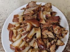 熏肉-四合心砂锅居(轩辕小区店)