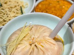 -裕兴记•蟹黄面馆(人民广场店)