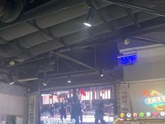 -马路牙子烧烤音乐酒馆(望京店)