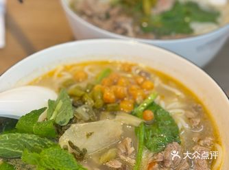 鲜烫牛肉粉 | 一口入魂的鲜香