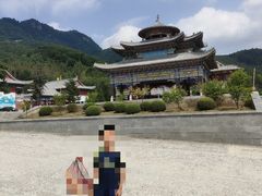 -九鼎铁刹山风景区