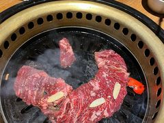 -炼火烤肉店
