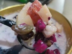 -津椰本·海南正宗椰奶清补凉(店一店)