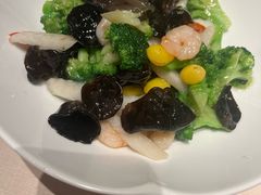 春色满园-大鸭梨烤鸭(石佛营店)
