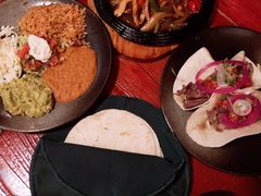 -Pistolera Mexican Cantina女枪手墨西哥餐厅(碧云路店)