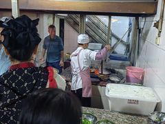 -正宗杨记普洱酸醋米线(总店)