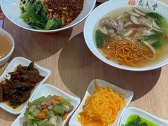 -鼎义丰功夫面(星光大道店)