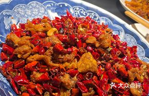 Fatty Intestine Boundless Chili Chicken