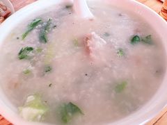 -洲心明记烧肉大粥(总店)