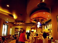 大堂-星巴克臻选(广州沙面店)