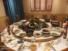 -饭橘汉江码头·乡野土菜馆(静安路店)