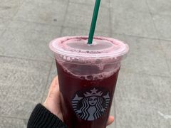 -星巴克臻选(莘庄仲盛店)