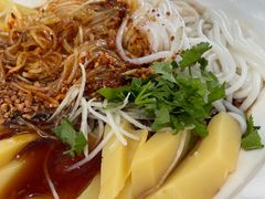 -瑞丰园庭院餐厅·白族传统家常菜