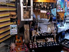 -席娜卡琳火车铁道夜市