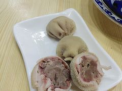 -蒙艾里民族传统菜蒙餐