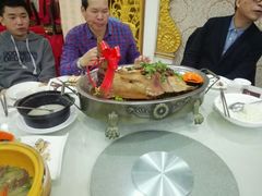 -沪华海鲜大酒楼(南汇店)