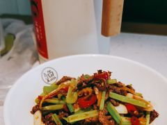 -江渔儿酸菜鱼(奥园广场金发购物中心店)
