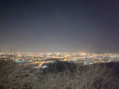 -鬼笑石后山停车场