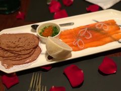 温热烟熏三文鱼-壳里西餐厅Coquille Seafood Bistro(蒙自路店)