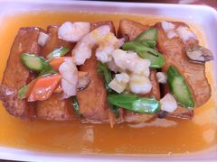 -隔壁老王·家常云南菜(花巷店)