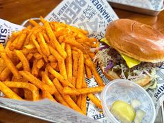 -TRIPS BURGER(大钟寺店)