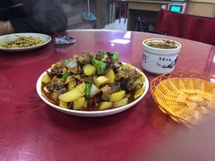 新疆大盘鸡-郑家包子牛肉拉面(尚勤路店)