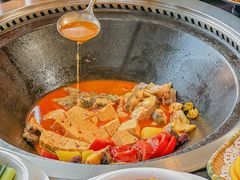 -老刘生态大鱼坊铁锅炖鱼(赛马场店)