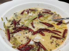 -江渔儿酸菜鱼专门店(明珠广场店)