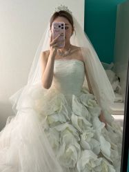 -城市花园婚纱摄影