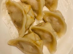 鲜肉香煎锅贴-上海小南国(仲盛世界商城店)