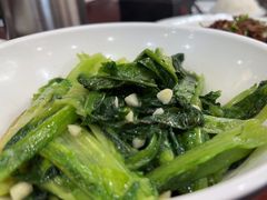 -湖南人家湘菜馆(镇江路店)