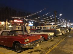 -席娜卡琳火车铁道夜市