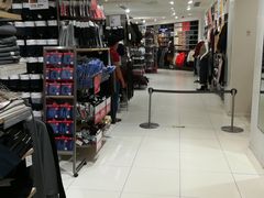 -优衣库(青岛伟东乐客城店)