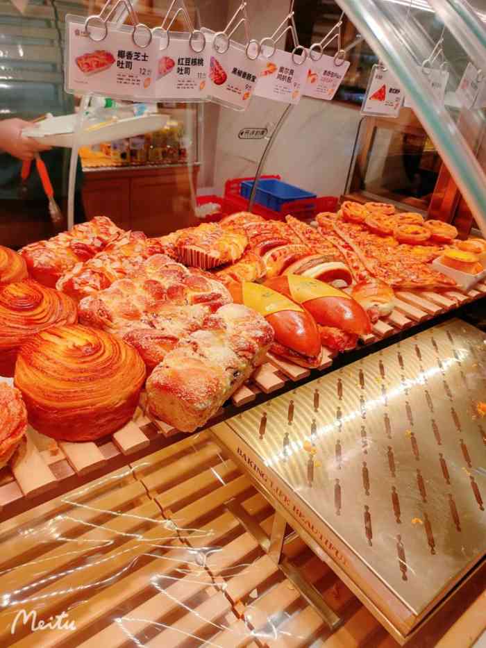 子情贝诺面包蛋糕大新店