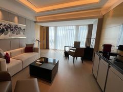 -上海宝华万豪酒店