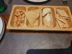 -YUE·6·西式融合餐厅(外滩六号店)