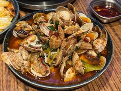 -蚝堡海鲜·威海菜·海肠捞饭·烧烤·亚洲吃蚝公司(幸福门店)