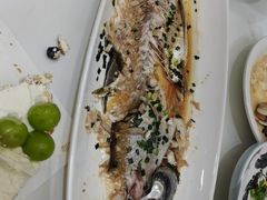 -沪华海鲜大酒楼(南汇店)