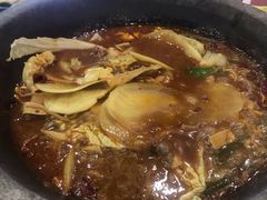 石锅牛蛙-虎虎龙虾大排档(双井店)