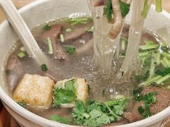 -佬钱湾仔(衣裳街店)