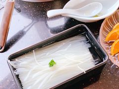 -马家斑.鲜鱼火锅(松湖万科店)