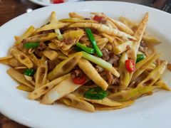 -老唐三下锅 ·张家界地标美食(溪布街店)