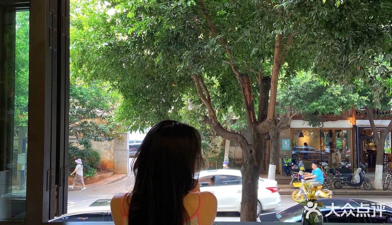 他家还有很多好吃的面包售卖