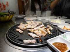 -缸桶屋韩国料理·全程帮烤(泰禾店)