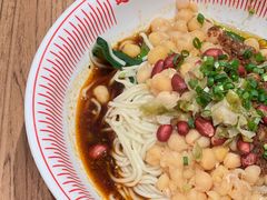 豌豆杂酱面-遇见小面(凯德广场店)